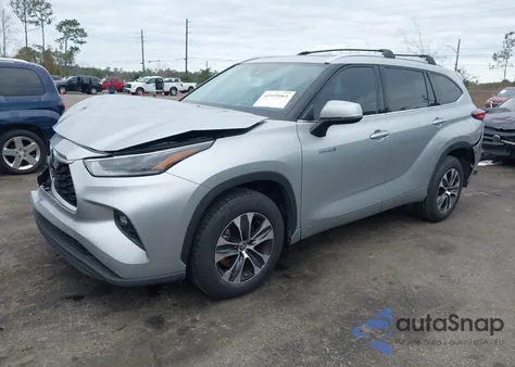 2021 Toyota Highlander Hybrid Xle z USA, uszkodzony, nr VIN 5TDGARAH1MS008292